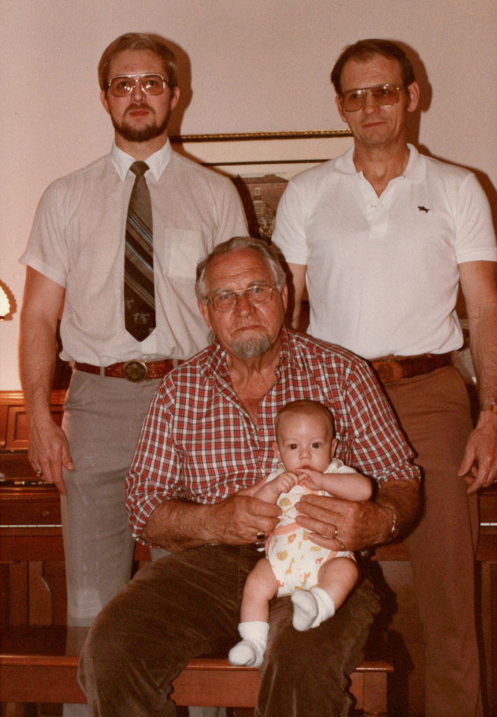 1980s_Early-80s-Family_0044.jpg