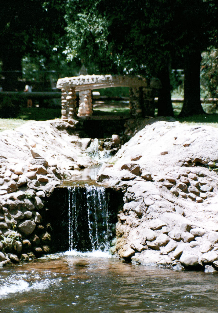 1985_Williamsburg-Virginia-Beach_0007_a.jpg