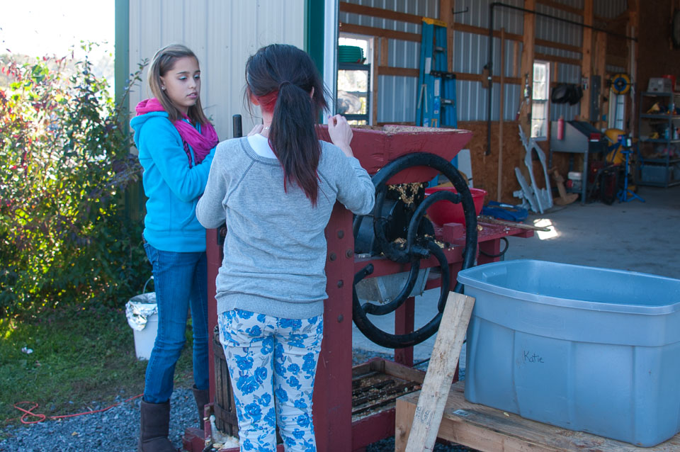 2012-Myer-Apples-Festival-October-13,-2012-44.jpg