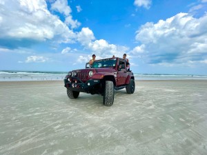 2021-Jeep-Beach-33.jpeg
